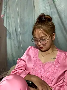 July-y online show from September 28, 3:41 pm