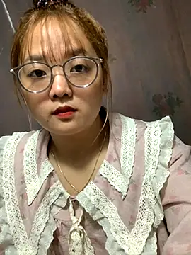 July-y online show from October 3, 3:41 am