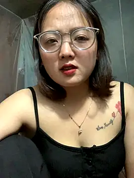 July-y online show from September 20, 4:23 pm