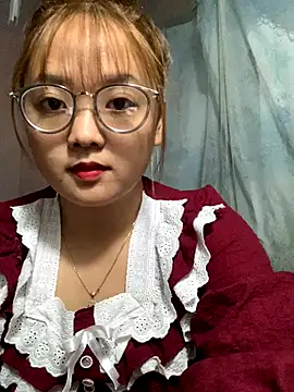 July-y online show from October 1, 4:39 am