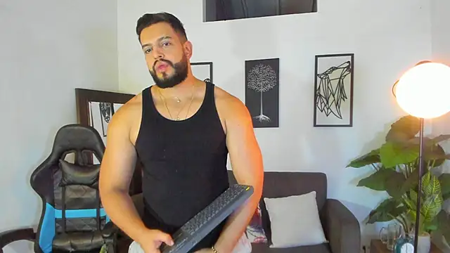 Justin kingX7 online show from February 14, 2:34 am