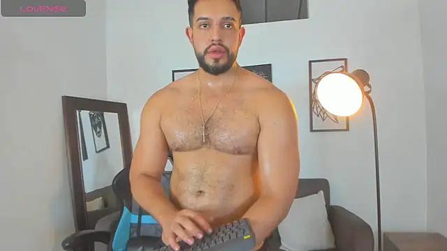 Justin kingX7 online show from December 4, 9:36 pm