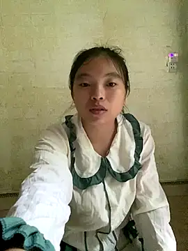 viluna online show from October 26, 1:17 am