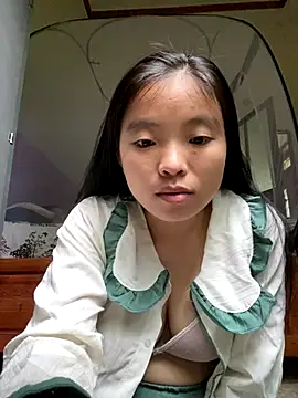 viluna online show from November 1, 1:45 am