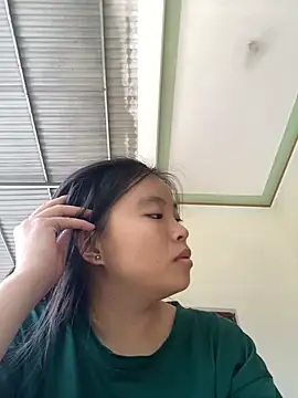 viluna online show from September 21, 1:44 am