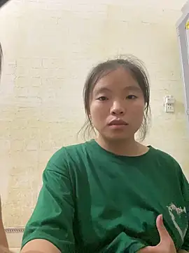 viluna online show from October 10, 1:23 pm