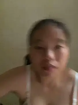 viluna online show from October 25, 8:13 am