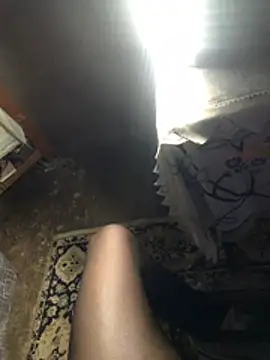 Madlabantu02 online show from April 21, 11:00 pm