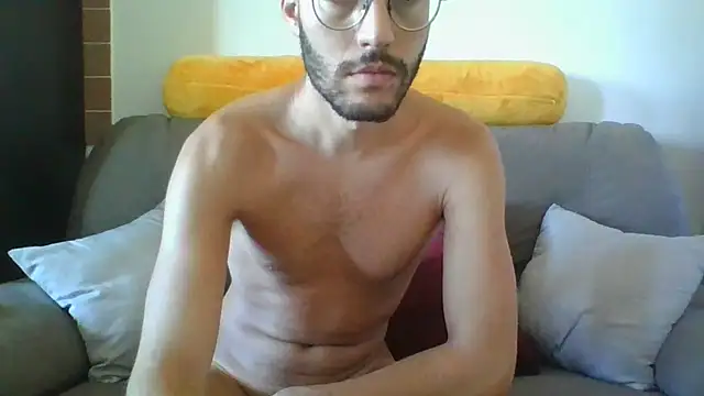 Amicisegreti online show from September 18, 6:16 am