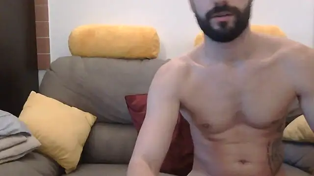 Amicisegreti online show from November 20, 6:36 am