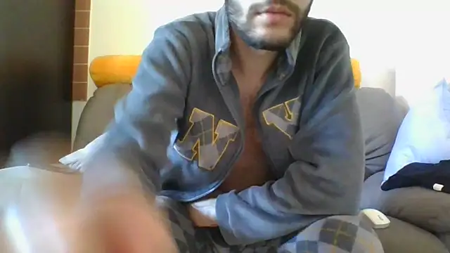 Amicisegreti online show from February 26, 6:46 am