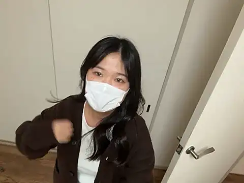 Snapshot of hikiwarinatto_xoxo chatting on November 3, 5:34 am hikiwarinatto xoxo online show from November 3, 5:34 am