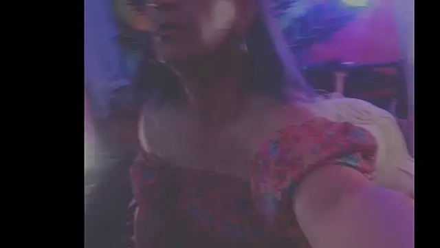 mistismoker online show from April 5, 3:35 am