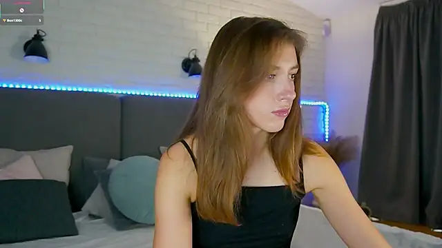 SweetVikki online show from October 20, 12:17 pm