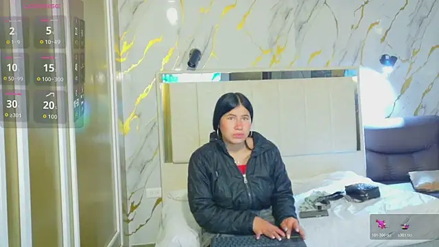 Olivia11  online show from March 24, 1:00 pm