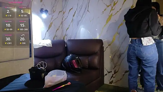 Olivia11  online show from March 25, 12:59 pm