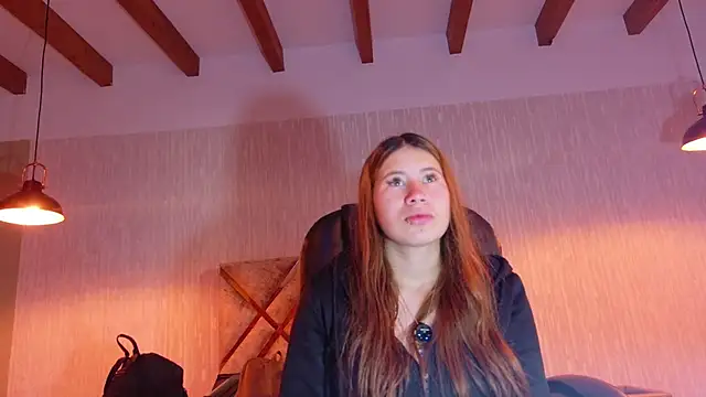 Snapshot of Olivia11_ chatting on November 29, 11:32 am Olivia11 online show from November 29, 11:32 am