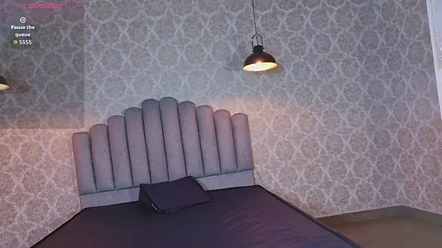 Olivia11  online show from March 12, 2:10 pm