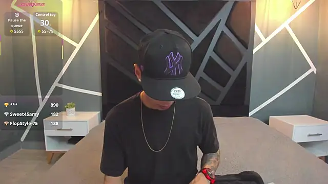 Justin Lakee online show from September 18, 11:19 pm