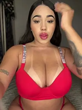 SofiaWildee online show from April 1, 4:03 am