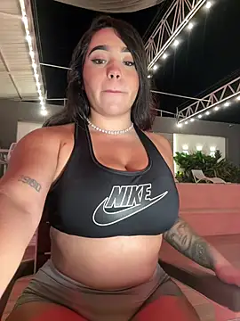 Snapshot of SofiaWildee chatting on July 9, 12:33 am SofiaWildee online show from July 9, 12:33 am