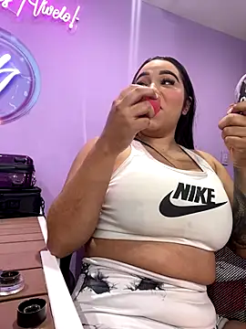 SofiaWildee online show from September 24, 3:40 pm