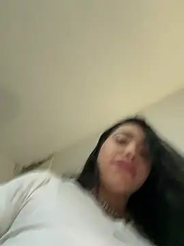 Snapshot of SofiaWildee chatting on July 21, 3:52 am SofiaWildee online show from July 21, 3:52 am