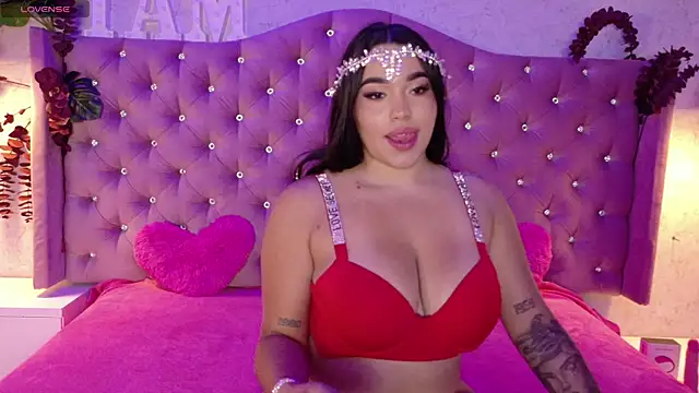 SofiaWildee online show from September 10, 11:48 pm