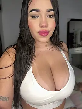 SofiaWildee online show from May 9, 2:48 am