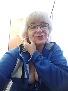 52MiaLove02 online show from February 8, 5:49 am