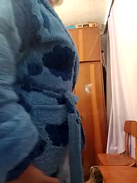 Snapshot of 52MiaLove02 chatting on November 17, 5:39 pm 52MiaLove02 online show from November 17, 5:39 pm