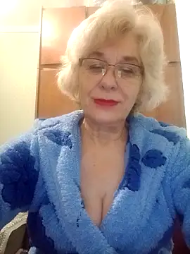 Snapshot of 52MiaLove02 chatting on November 1, 4:52 am 52MiaLove02 online show from November 1, 4:52 am