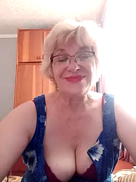 Snapshot of 52MiaLove02 chatting on June 11, 4:48 pm 52MiaLove02 online show from June 11, 4:48 pm
