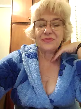 Snapshot of 52MiaLove02 chatting on October 6, 4:41 pm 52MiaLove02 online show from October 6, 4:41 pm