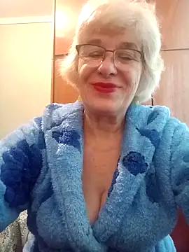 Snapshot of 52MiaLove02 chatting on October 4, 7:10 am 52MiaLove02 online show from October 4, 7:10 am