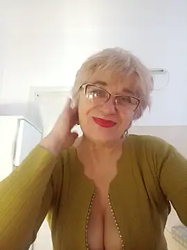 52MiaLove02 online show from January 16, 5:44 am