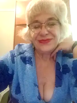 Snapshot of 52MiaLove02 chatting on October 11, 6:58 am 52MiaLove02 online show from October 11, 6:58 am