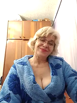 Snapshot of 52MiaLove02 chatting on November 21, 5:45 pm 52MiaLove02 online show from November 21, 5:45 pm