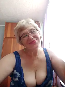 Snapshot of 52MiaLove02 chatting on July 18, 6:55 am 52MiaLove02 online show from July 18, 6:55 am