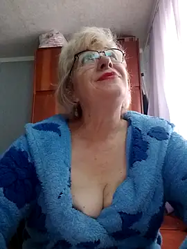 Snapshot of 52MiaLove02 chatting on November 16, 8:41 am 52MiaLove02 online show from November 16, 8:41 am