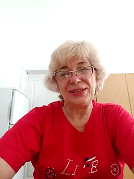 Snapshot of 52MiaLove02 chatting on June 25, 4:54 am 52MiaLove02 online show from June 25, 4:54 am