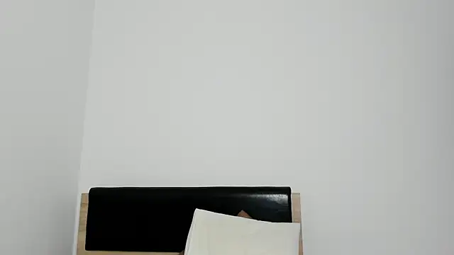 Soyun Mia online show from December 22, 2:39 pm