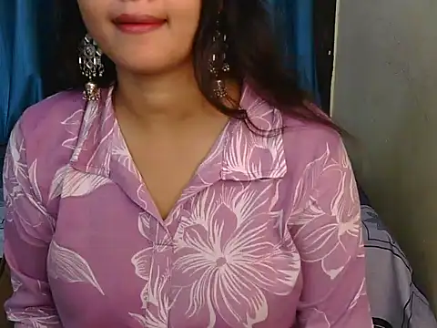 priya-kumari22 online show from October 6, 5:08 am