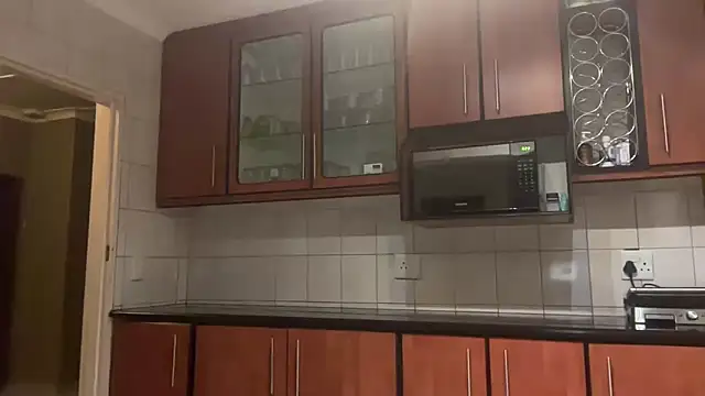 Cianda24 online show from April 11, 4:09 am