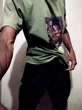 Snapshot of sertaonegro chatting on February 6, 12:56 pm sertaonegro online show from February 6, 12:56 pm