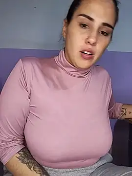 kariciasecreta online show from May 31, 2:39 am
