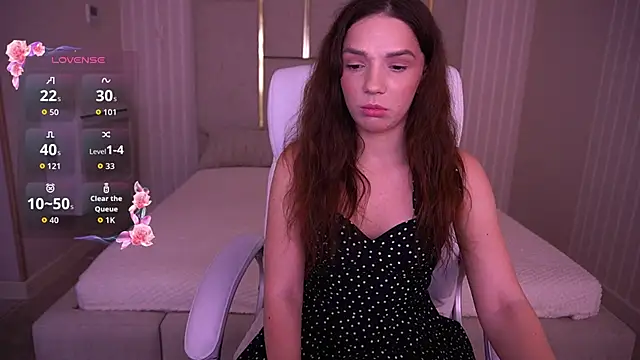 MirielleNymph online show from November 10, 1:49 pm