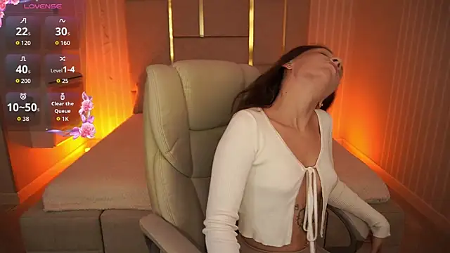 MirielleNymph online show from October 10, 12:50 pm