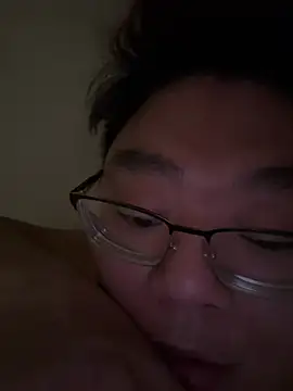 Kevinchung1 online show from March 22, 9:33 am