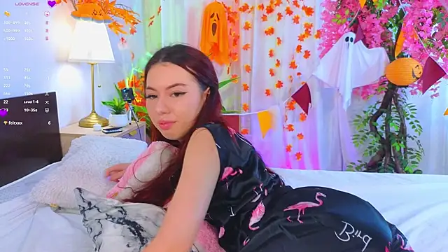 JenniferGlover online show from November 2, 7:46 am